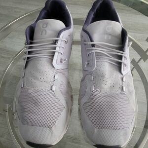 On Running Men's Gray Running Shoes